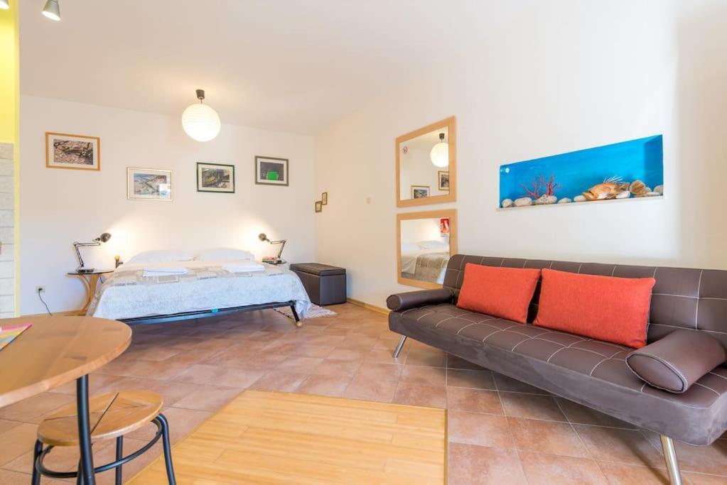 Ankora Sea And Old Town View - Hot Tub Apartment *